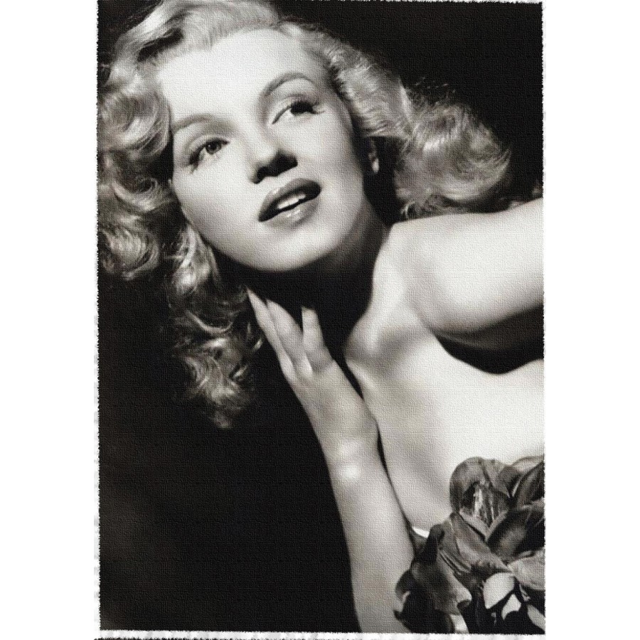 Marilyn Monroe Looking Up Most Popular Sex Symbols Celebrities Vintage Photos 1904