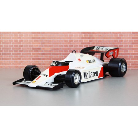 44x24 in Photographic Print Poster Mclaren Formula 1 Alan Prost Auto Toys Model Car