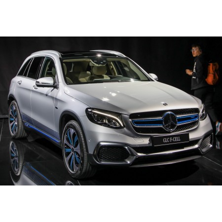 35"x24" Poster Mercedes GLC F-Cell IMG 0063
