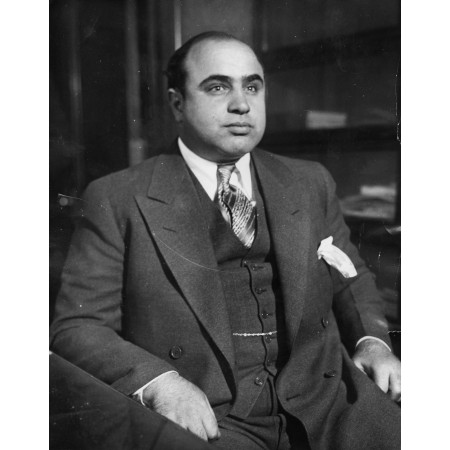 24x30in Poster Al Capone at the Chicago Detective bureau 1930