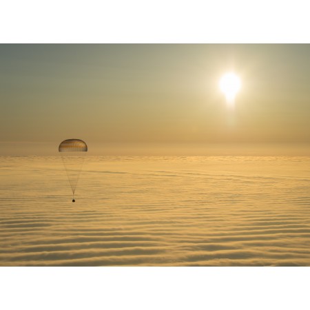 33x24in Poster Expedition 42 Soyuz TMA-14M Landing 2015