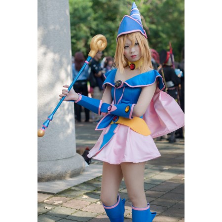 24x36in Poster Cosplayer of Dark Magician Girl, Yu-Gi-Oh! at CWT47