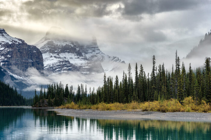 Sunrise at Canada, Jasper National Park, Maligne lake