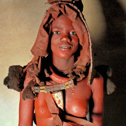 Himba Morning – Candid Cultural Portrait from Namibi