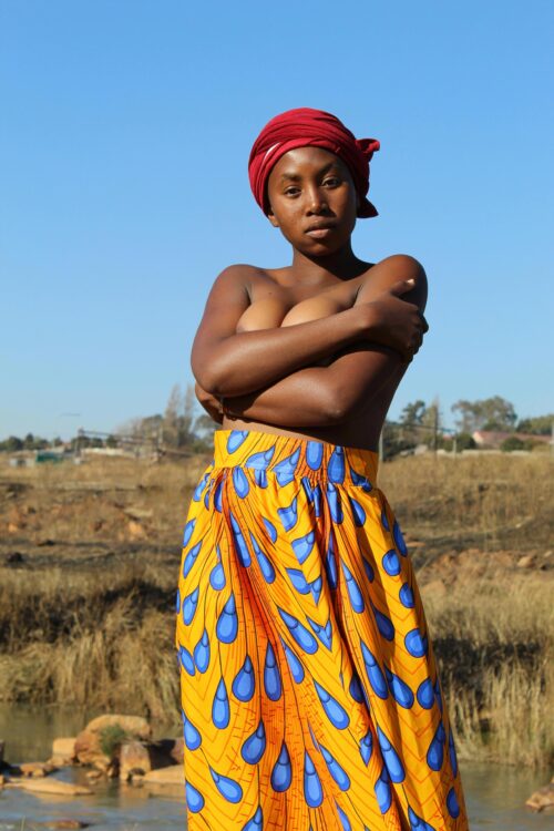 Topless Afrocentric Portrait – Bongani Nkwinika Photography picture