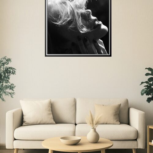 Velvet Shadows – Sensual Side Profile picture