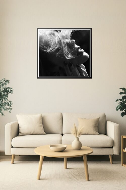 Velvet Shadows – Sensual Side Profile picture
