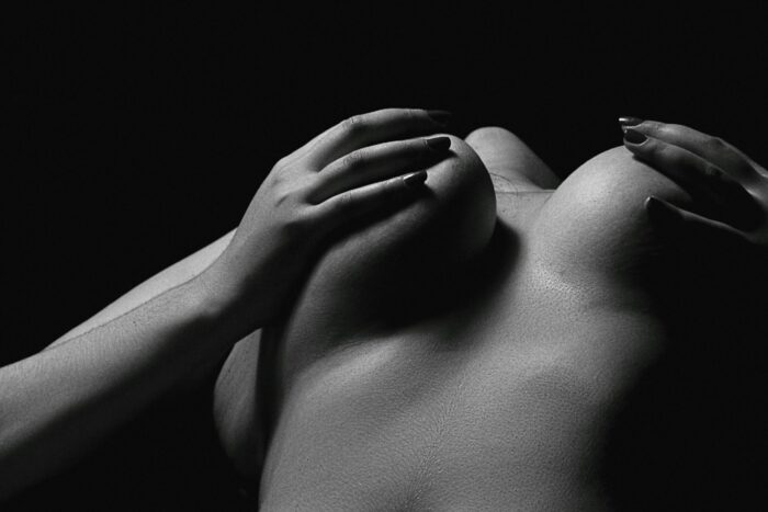 Dark Desire – Erotic Nude Photography picture