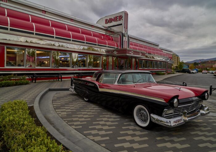 Retro Diner Nostalgia Poster – Sunliner Diner, Pigeon Forge | Great Gift picture