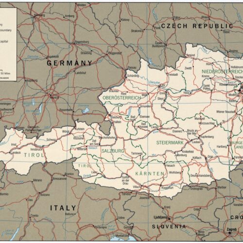 Political map of Austria showing nine federal states, major cities including Vienna, Salzburg, and Graz, with clear international boundaries and regional borders in cream and tan tones.
